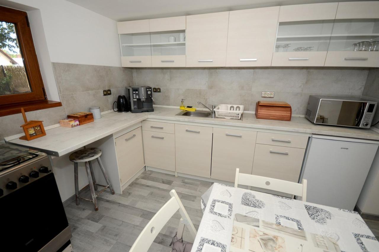 Rianas Utca Palkove Apartment Balatonrendes Exterior photo