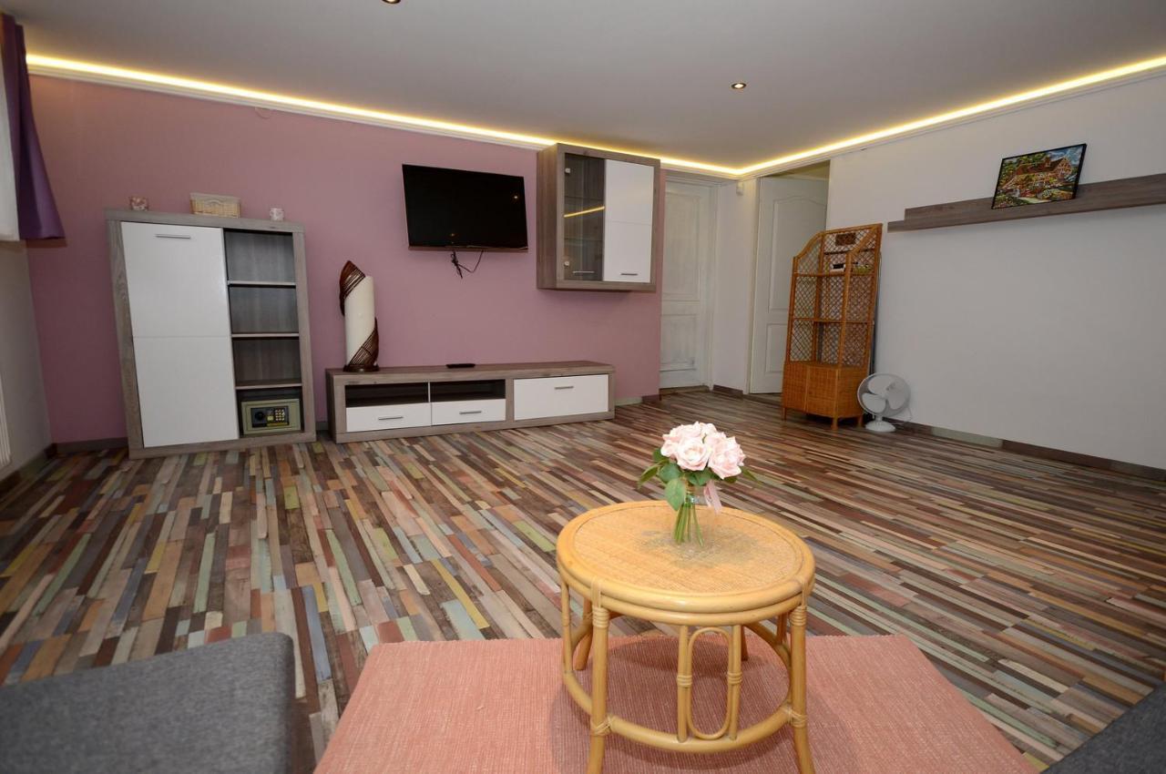 Rianas Utca Palkove Apartment Balatonrendes Exterior photo